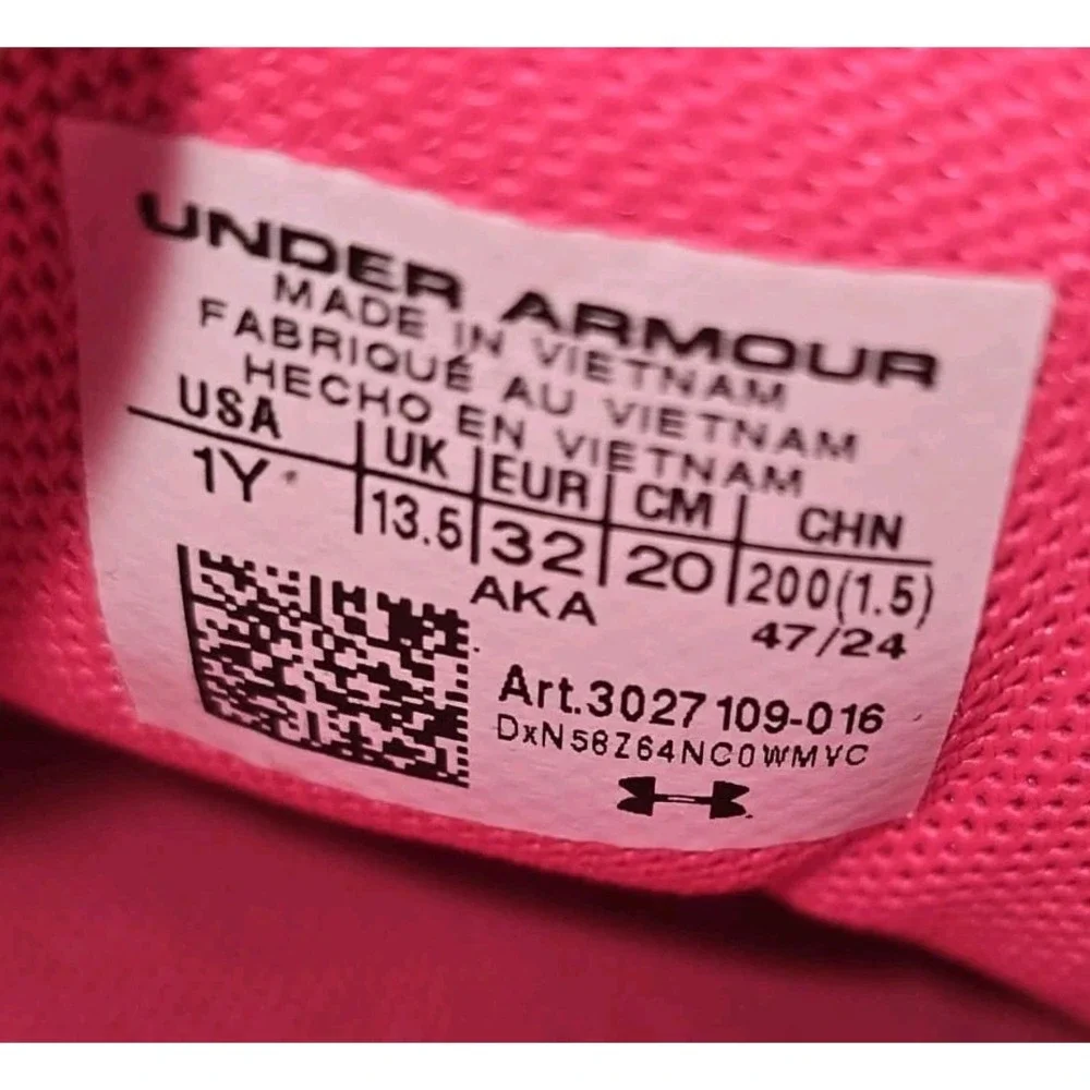 Under Armour Kids Running Shoes Black Pink Hook & Loop Sneakers Size 1Y EUC